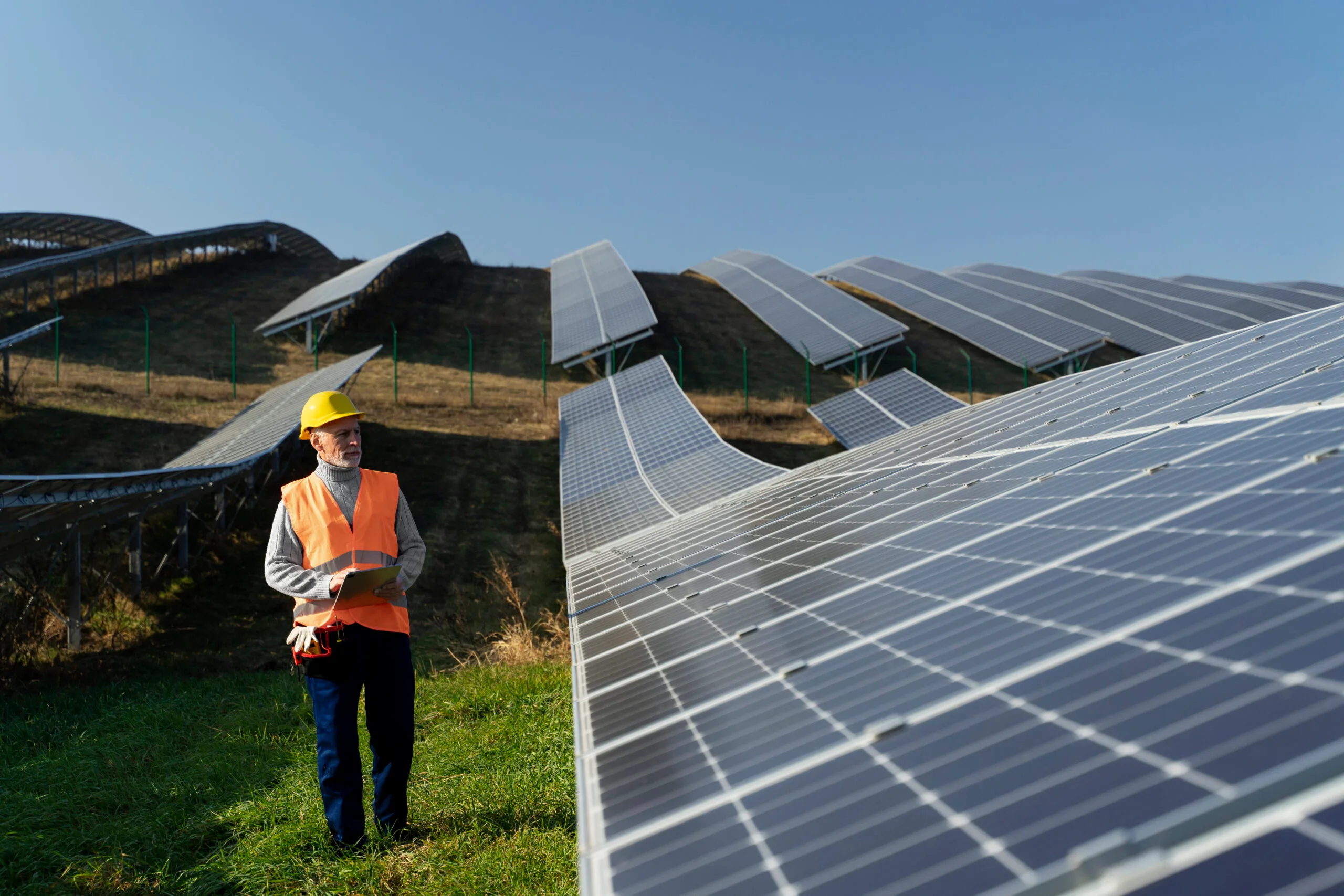 Solar Power for Businesses: Cutting Costs and Carbon